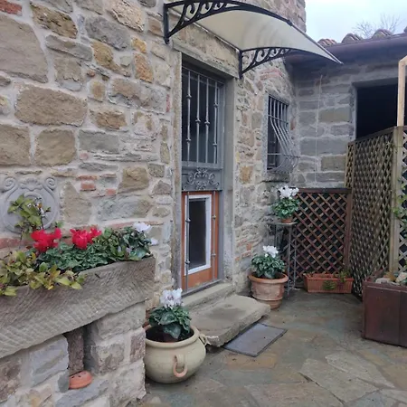 La Casa Di Polly Apartment *